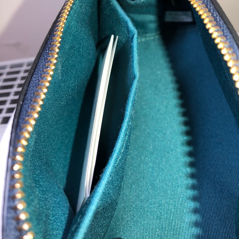 Coach Pouch - Picture 2 of 5